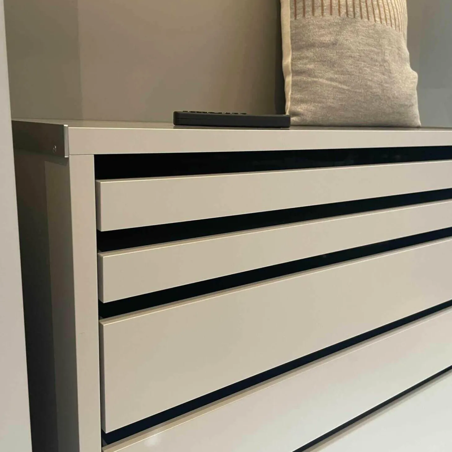 Kleiderschrank Offene Ankleide Collect Lack Muschel mit Beleuchtung