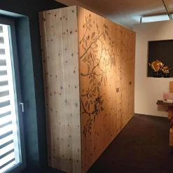 Kleiderschrank Zirbenholztüren Massiv Mit Blättermotiv Weißöl Innen Vollholz