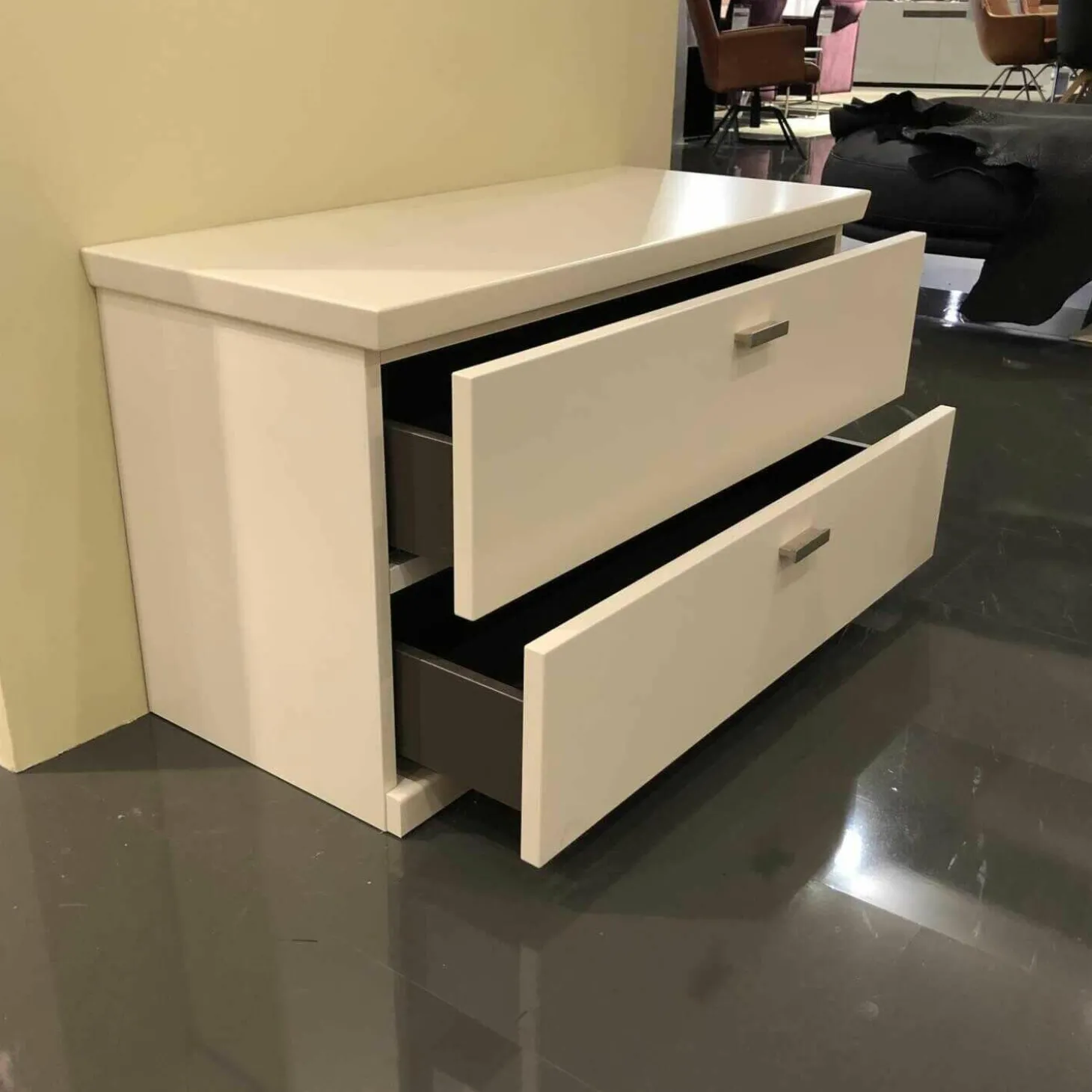 Kommode Fresno Holz Lack Crema