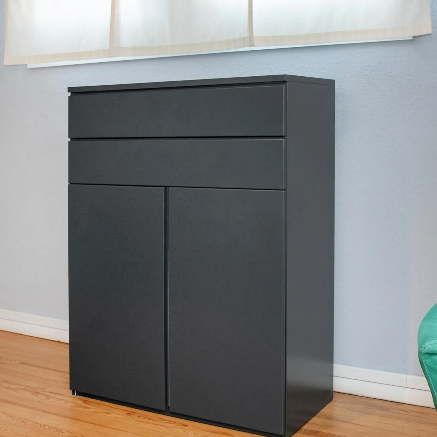 Kommode Optima Lack Anthrazit 25 Durchgehende Griffmulde