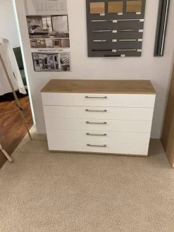 Kommode Studioline Lack Weiß Abdeckplatten Balkeneiche