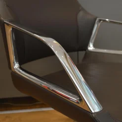 Konferenzsessel 301/5 Graph Leder 74/16 Dunkelbraun Gestell Verchromt