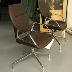 Konferenzsessel 301/5 Graph Leder 74/16 Dunkelbraun Gestell Verchromt