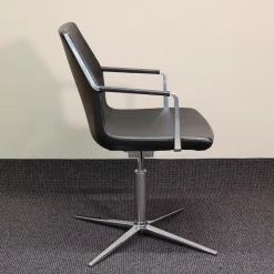 Konferenzstuhl W-Cube 3 Leder Schwarz Gestell Chrom