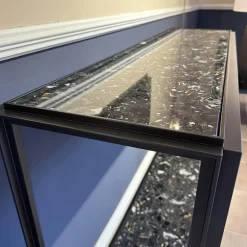 Konsole Hudson Platten Marmor Terrazzo Porto Schwarz Untergestell Bronze Matt