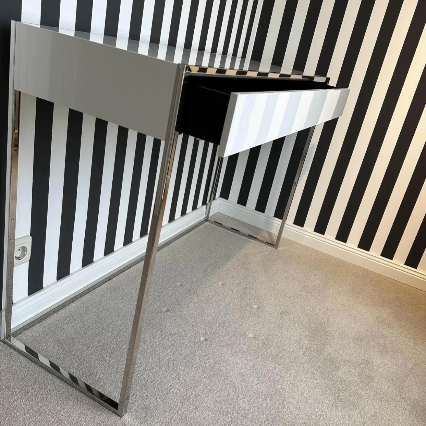 Konsole Smart Oberfläche Pantex 63 Weiß Edelstahl Poliert