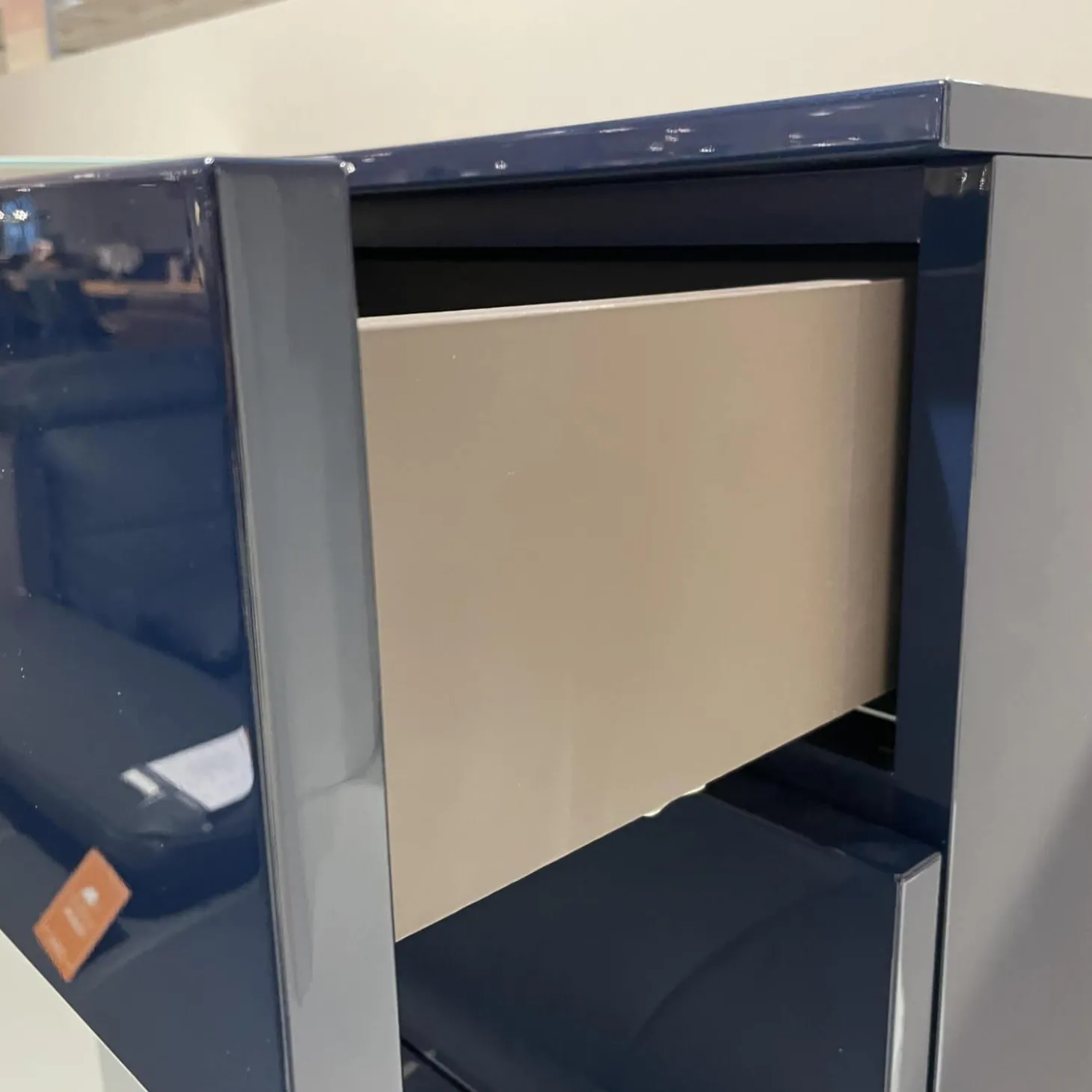 Korpuselement MR Kara Lack Blau