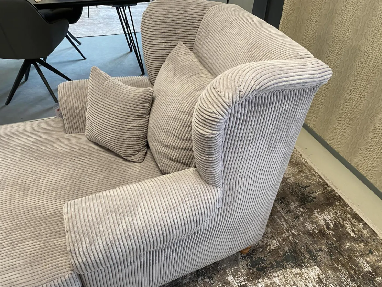 Lesesessel 47003 Stoff Cord 16005 28 Silber Fuß Buche Natur Gedreht Inklusive Kissen