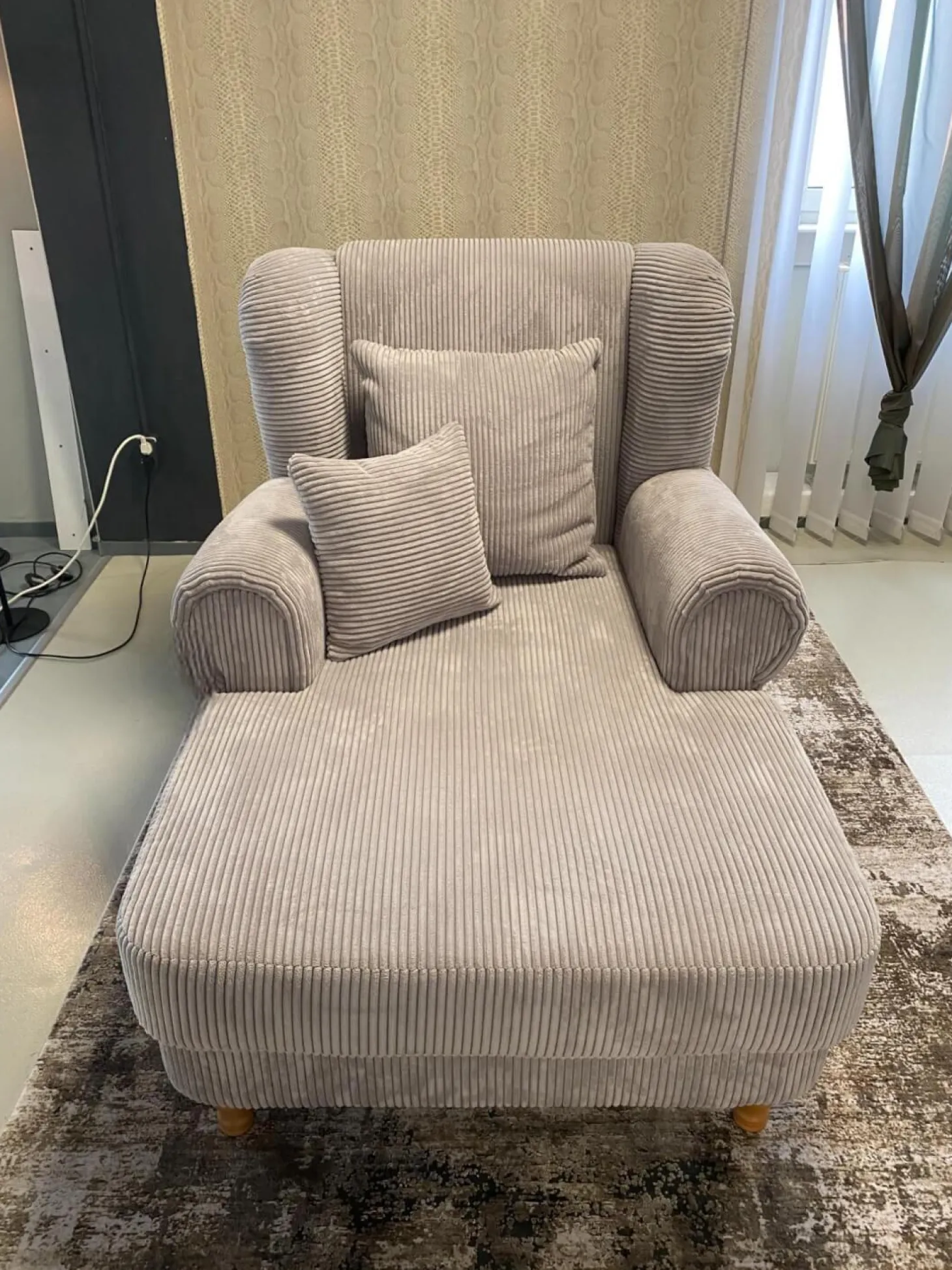 Lesesessel 47003 Stoff Cord 16005 28 Silber Fuß Buche Natur Gedreht Inklusive Kissen