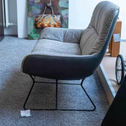 Leya Sofa Innen Stoff Dedar Shimmer Souris Außen Leder Sahara
