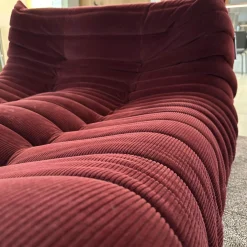Liegesofa Togo Stoff Cordoue 2 Aubergine Rot Violett