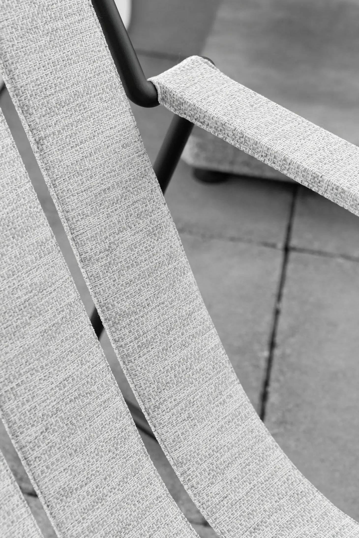 Liegestuhl Strappy Textile Natural Silver Dot Silber Gestell Edelstahl Anthrazit Beschichtet Inklusive Hocker