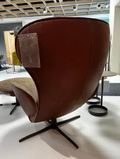 Lounge Sessel Daydreamer Innen Stoff Mamaye 204 Braun Beige Gelb Außen Leder Lolita Pralina Braun Gestell Bronze Lackiert Inklusive Hocker