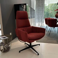 Lounge Sessel Faye Casual Stoff Rohi Credo Lampion Rot 4 Fuß Sterngestell Drehbar Struktur Schwarz mit Hocker