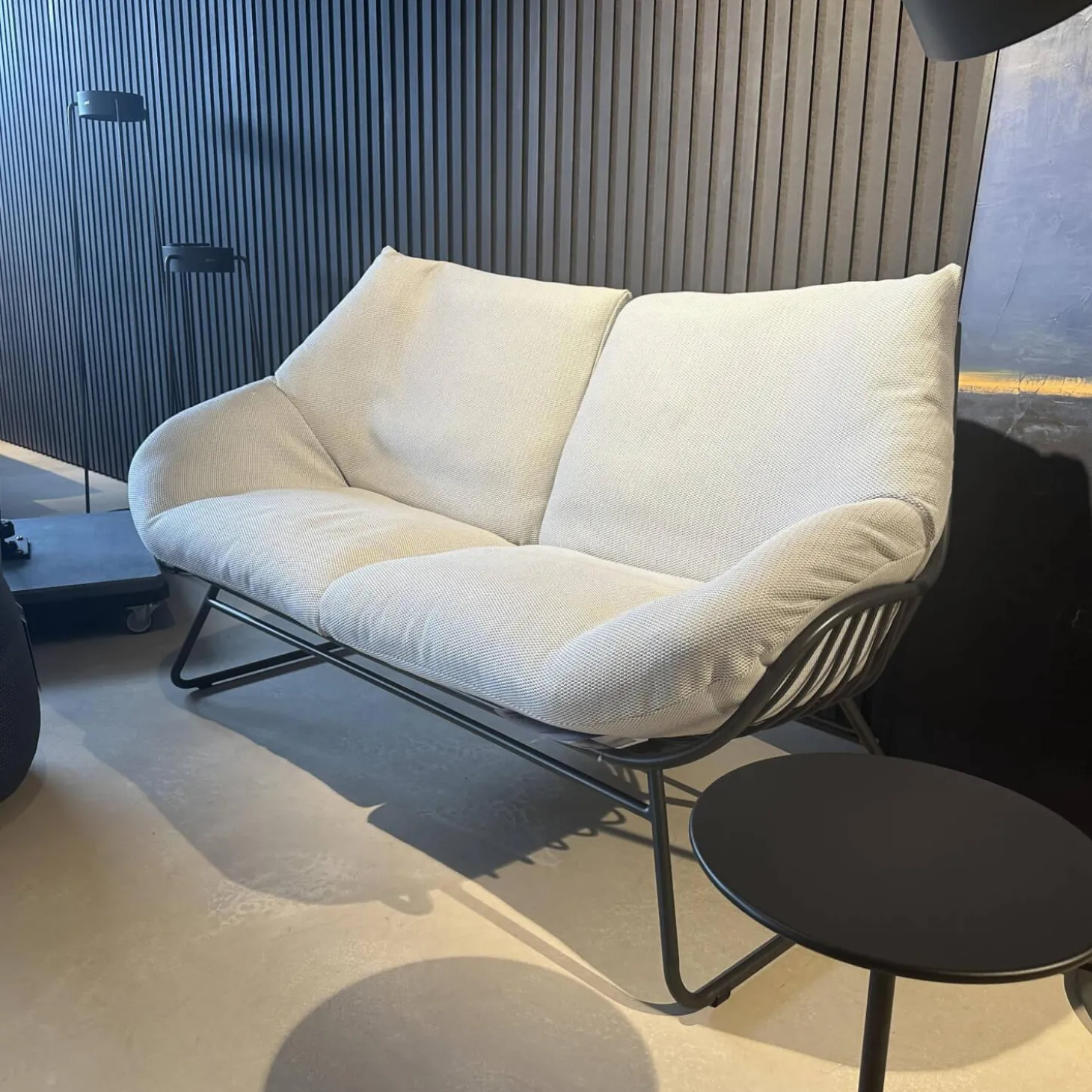 Lounge Sofa XL Chill Stoff Diamond Calcutta White Grey Weiß Grau Gestell Aluminium Anthracite Anthrazit