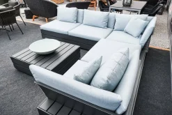 Loungegruppe Boxx Polster Stoff Bombay Deluxe Pastel Blue Blau Gestell Aluminium Anthrazit Inklusive Tisch