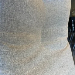 Loungesessel Cordia Korpus Leder 423 Schwarz Sitz Stoff 8300 Lichtgrau Grau Gestell F05 Schwarz Mit Hocker