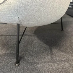 Loungesessel Jalis Stoff 8300 Lichtgrau Grau 4 Fuß Drahtgestell Schwarz Pulverbeschichtet Inklusive Hocker