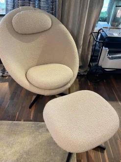 Loungesessel Pace Stoff White Fabric 1500 Weiß Gestell Aluminium Schwarz Lackiert