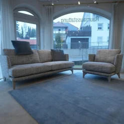 Modell Polo Living Sofa 2,5 sitzig BW 161-3001 Sessel Polo Living BW 161-1000 hellblau beigegrau Füße graublau