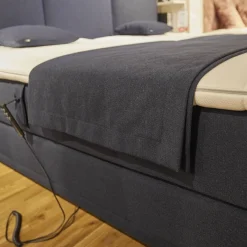 Motor-Boxspringbett Espo Stoff Blau Fuß Matt Schwarz Matratzen H3/H4, Tagesdecke, Zierkissen,