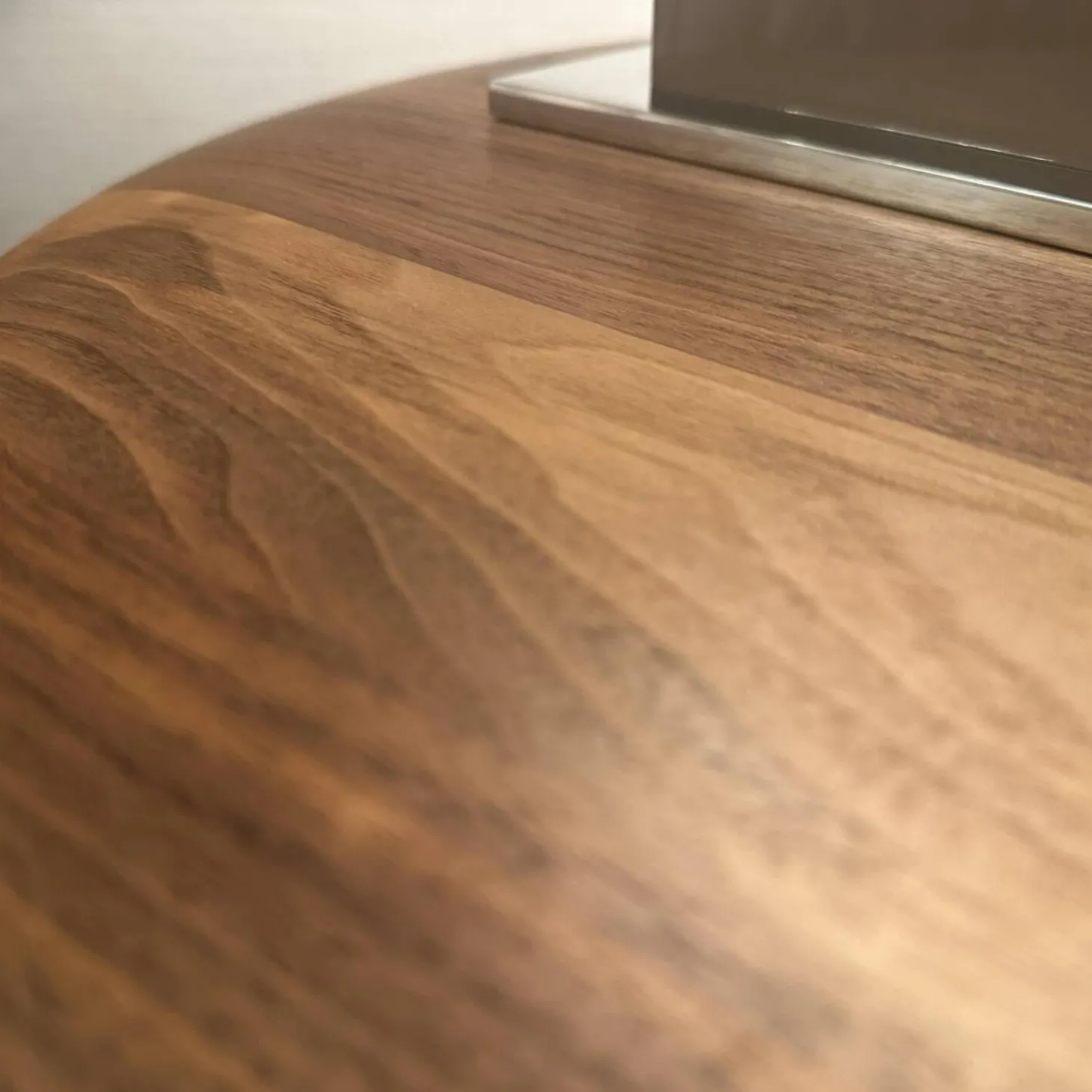 Nachtschrank S100 Korpus Leder Taupe Beige Front Und Schubladen Nussbaum