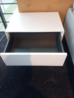 Nachttisch Modell 18125 GIG Lack Weiß