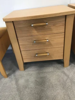 Nachttisch Rubin Eiche Natur Funiert Mit 3 Schubkästen