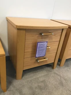 Nachttisch Rubin Eiche Natur Funiert Mit 3 Schubkästen