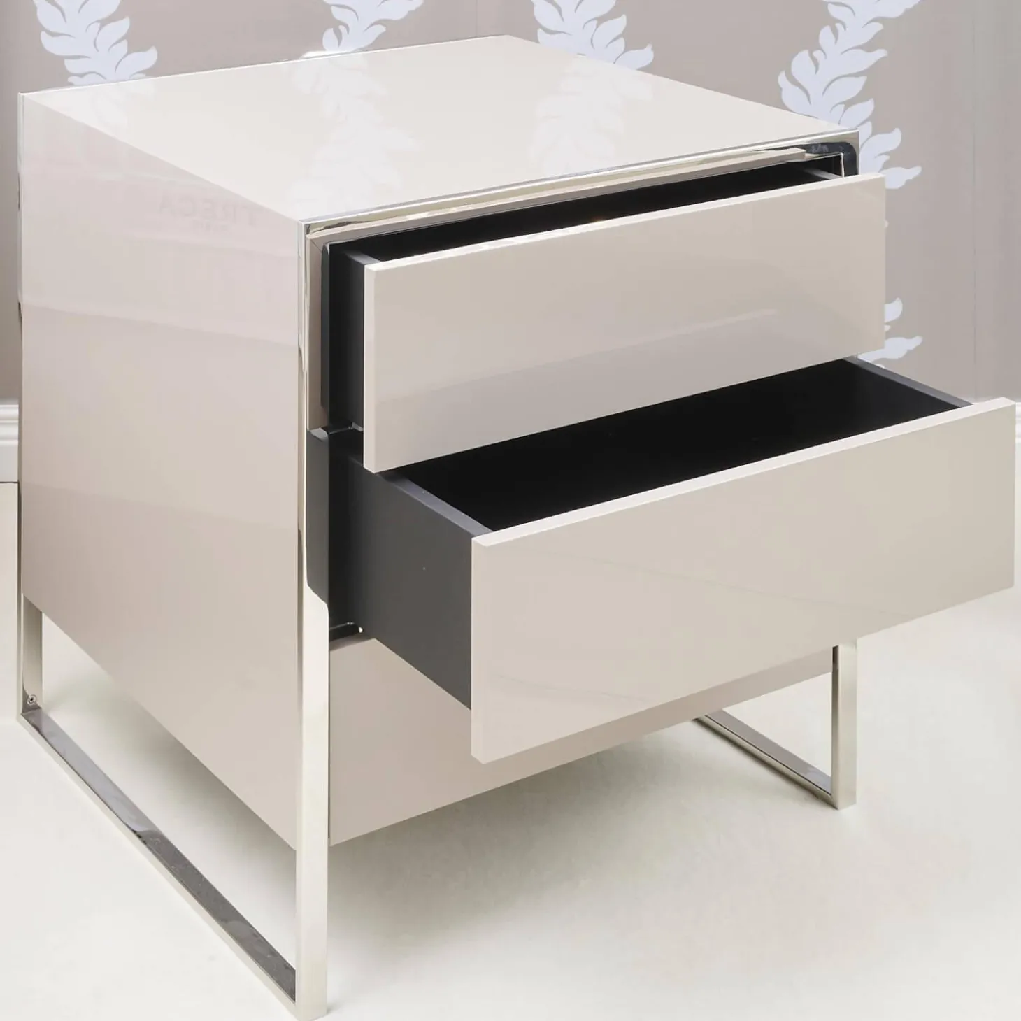 Nachttisch Smart Pantex Taupe Gestell Edelstahl Poliert