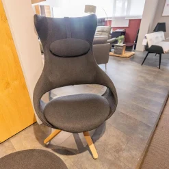 Ohrensessel V-Rock Living Bezug Stoff Curl Black CB Anthrazit Gestell Alteiche Rustiko Gebürstet Inklusive Hocker