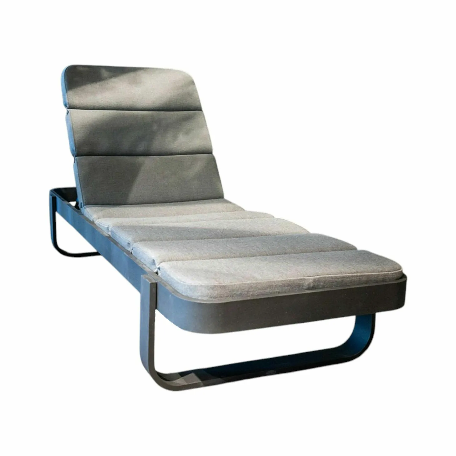 Outdoor Liege Cut AirTouch Grey Grau Gestell Aluminium Dark Grey Dunkelgrau Mit Verstellbarer Ruckenlehne