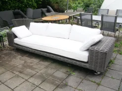 Outdoor Sofa 3 Sitzer Paros Farbe Silt Mit Kissenset Dry+ Plush Farben Linen Off White Inklusive Rolle