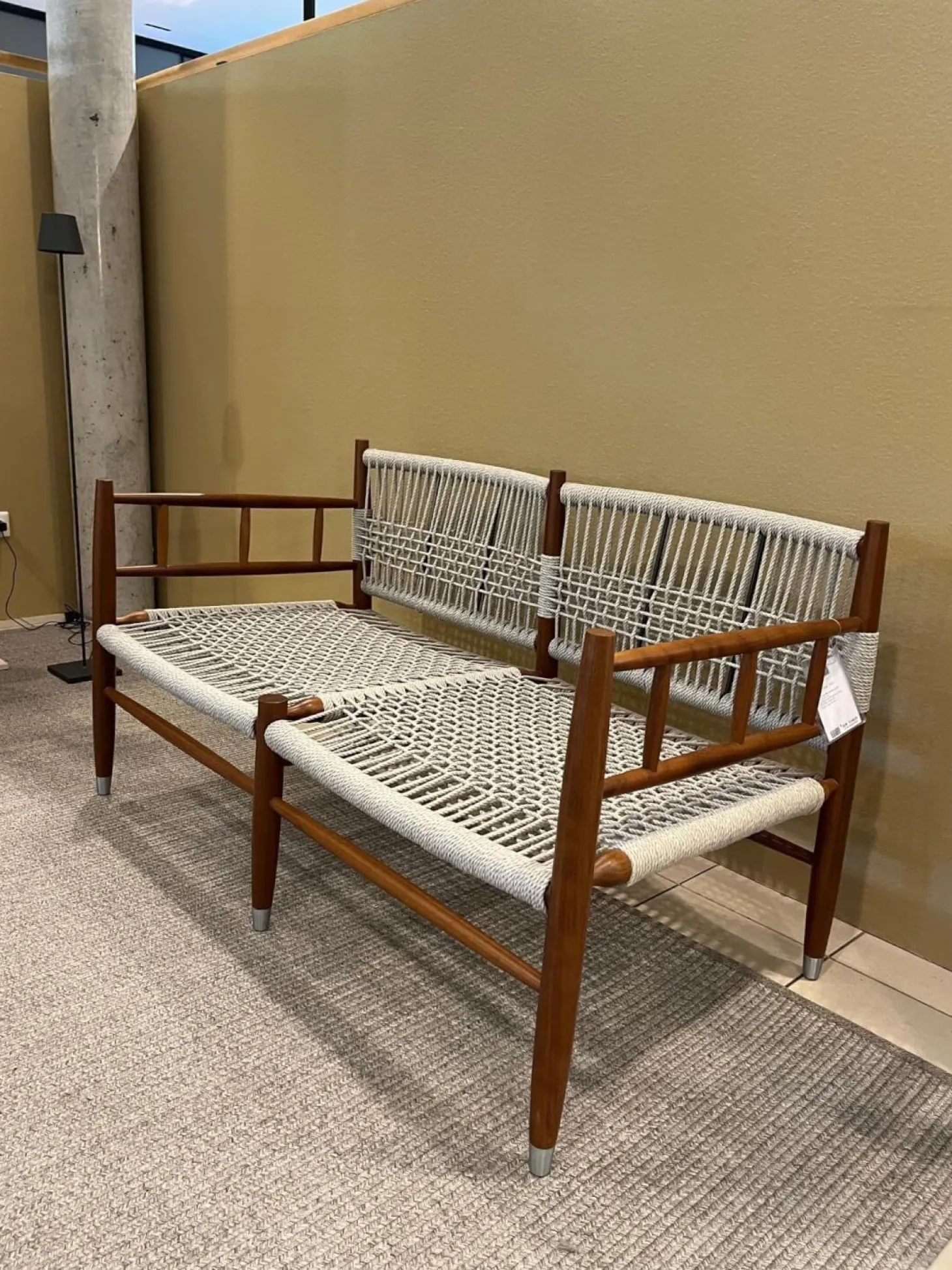 Outdoor Sofabank Lee Geflecht Kordel Eisblau Matt Blau Grau Gestell Holz Iroko Massiv Natur