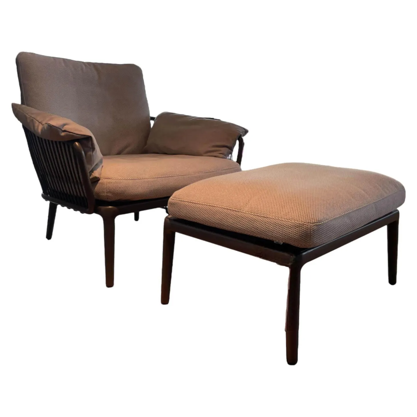 Outdoorsessel Yoko 271 Stoff 24.750 Grau Gestell Anthrazit