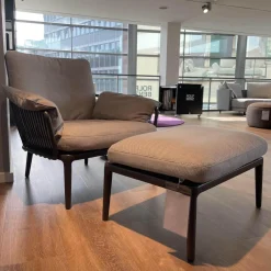 Outdoorsessel Yoko 271 Stoff 24.750 Grau Gestell Anthrazit