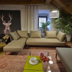 Outdoorsofa Aikana Bezug Iron Grey Gestell Haselnuss mit 2 Kissen