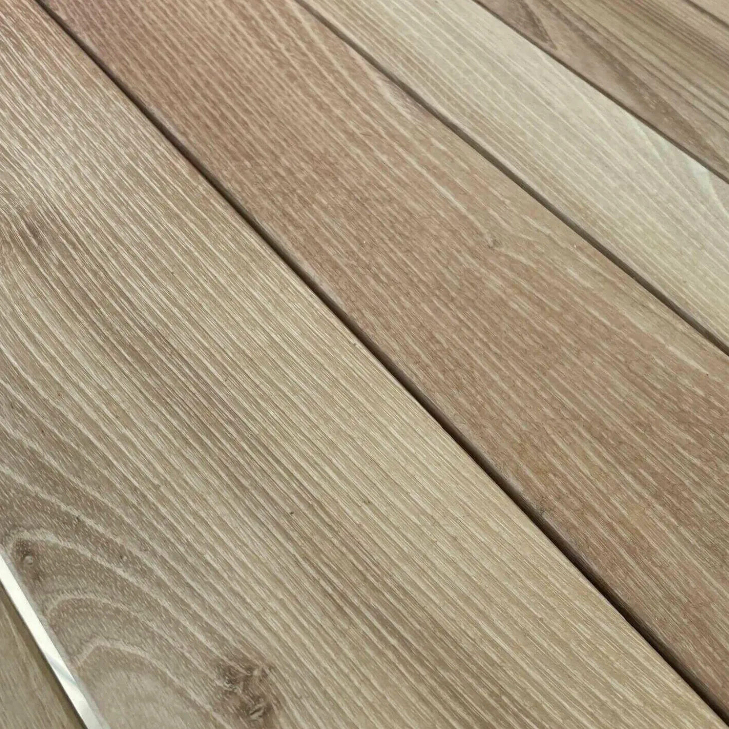 Outdoortisch S600 Akazie Roh Gebürstet Gestell Edelstahl Grauweiß Pulverbeschichtet