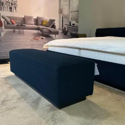 Polsterbank Yuuto 810 H4 Stoff Hearth Undersea Schwarz Gestell Sockel Schwarz Lackiert Mit Teflongleiter