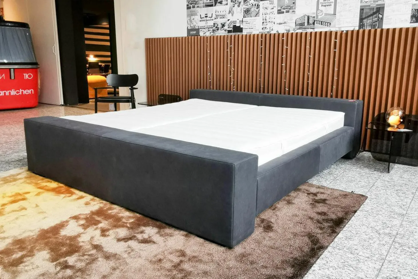 Polsterbett Brian Kopfteil A Niedrig Leder Novara 0523 Black Off Schwarz Fußplatte Holz Schwarz