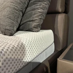 Polsterbett Heaven Leder Galero Nougat Braun Metallfuß Schwarz Inklusive Matratzen