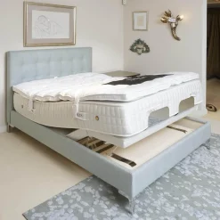 Polsterbett Super Cad Stoff Gio Lune 009 Türkis mit Matratzen