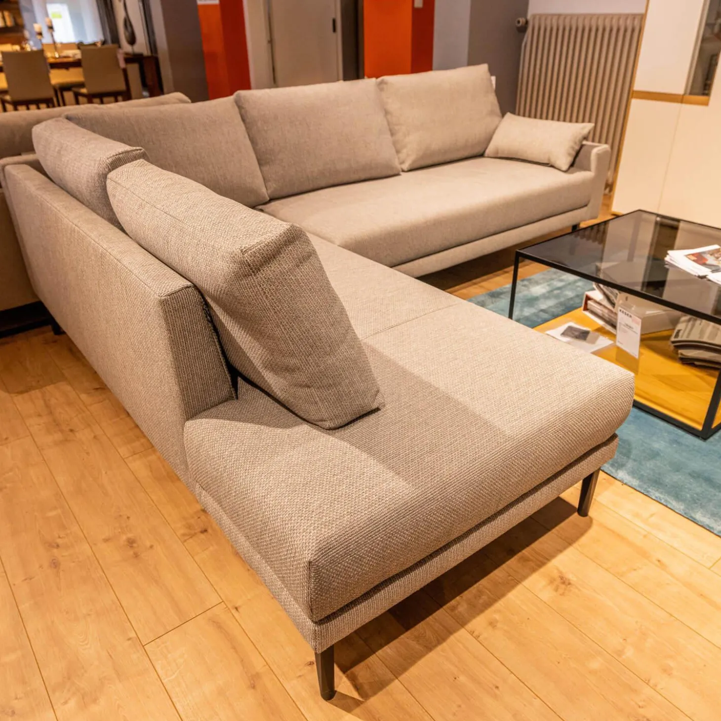 Polstergarnitur 170 Bezug Stoff 4020 Silbergrau Stahlfuß Schwarz Inklusive 2 Kissen