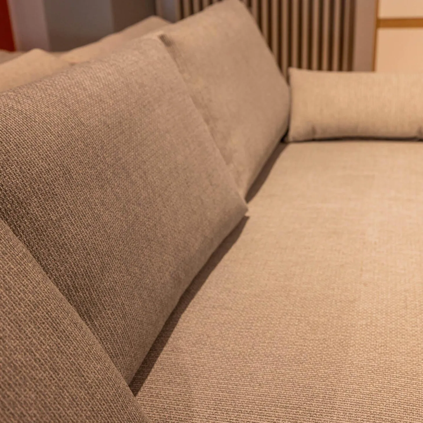 Polstergarnitur 170 Bezug Stoff 4020 Silbergrau Stahlfuß Schwarz Inklusive 2 Kissen