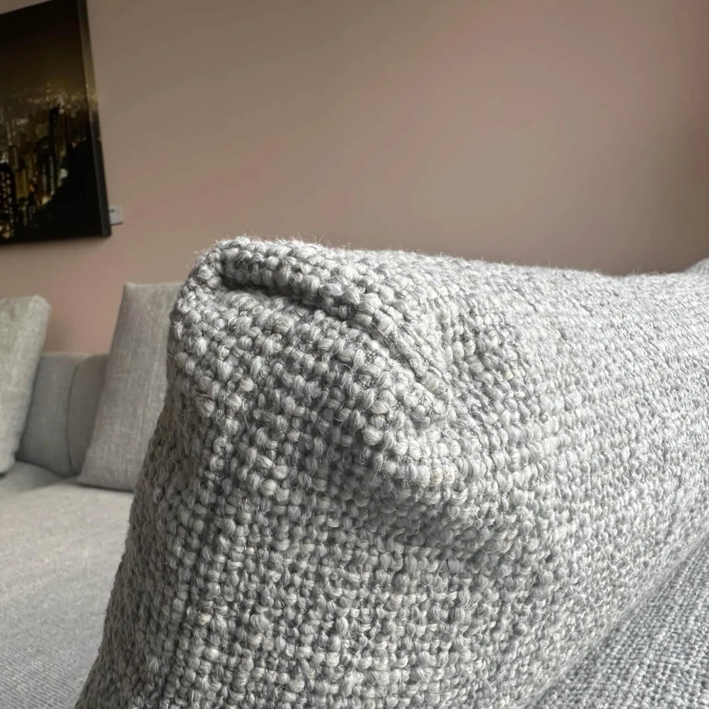 Polstergarnitur Maaru Stoff Namib 7920 Moon Grau Gestell Aluminium Bronze Matt Pulverbeschichtet Mit Kissen