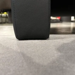 Polstergruppe GA210 Leder E 170 136 Schwarz Mit Armlehnkissen Und Verstellbarer Kopfstütze