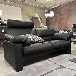 Polstergruppe GA210 Leder E 170 136 Schwarz Mit Armlehnkissen Und Verstellbarer Kopfstütze