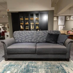 Polstergruppe Lux Medico 840 Bezug Korpus Stoff 165 30 Grau Rückenkissen 164 30 Grau Holzfuß Buche Wengefarbig Inklusive Sofakissen