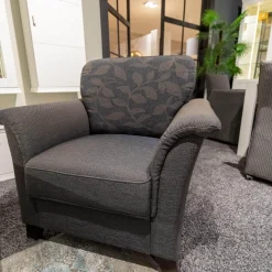 Polstergruppe Lux Medico 840 Bezug Korpus Stoff 165 30 Grau Rückenkissen 164 30 Grau Holzfuß Buche Wengefarbig Inklusive Sofakissen