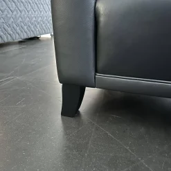 Polstergruppe Sofa Prestige Bezug Leder L9999C Grain Schwarz Fuß Holz Schwarz